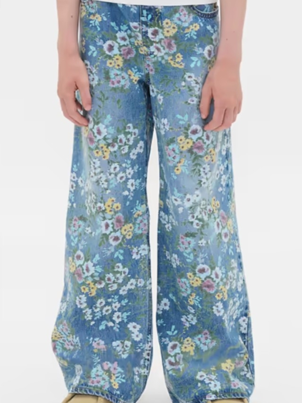 GAP Floral Baggy Denim Jeans — Light Blue with Multicolor Blooms
